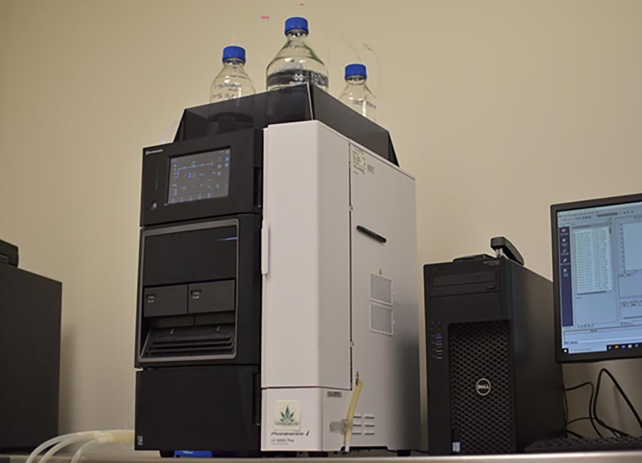 High-Performance-Liquid-Chromatograph
